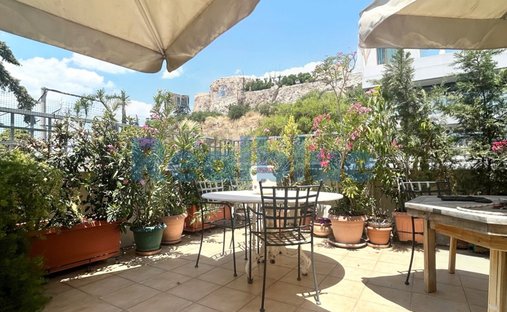 House in 1st District of Athens, Athens, Greece 1