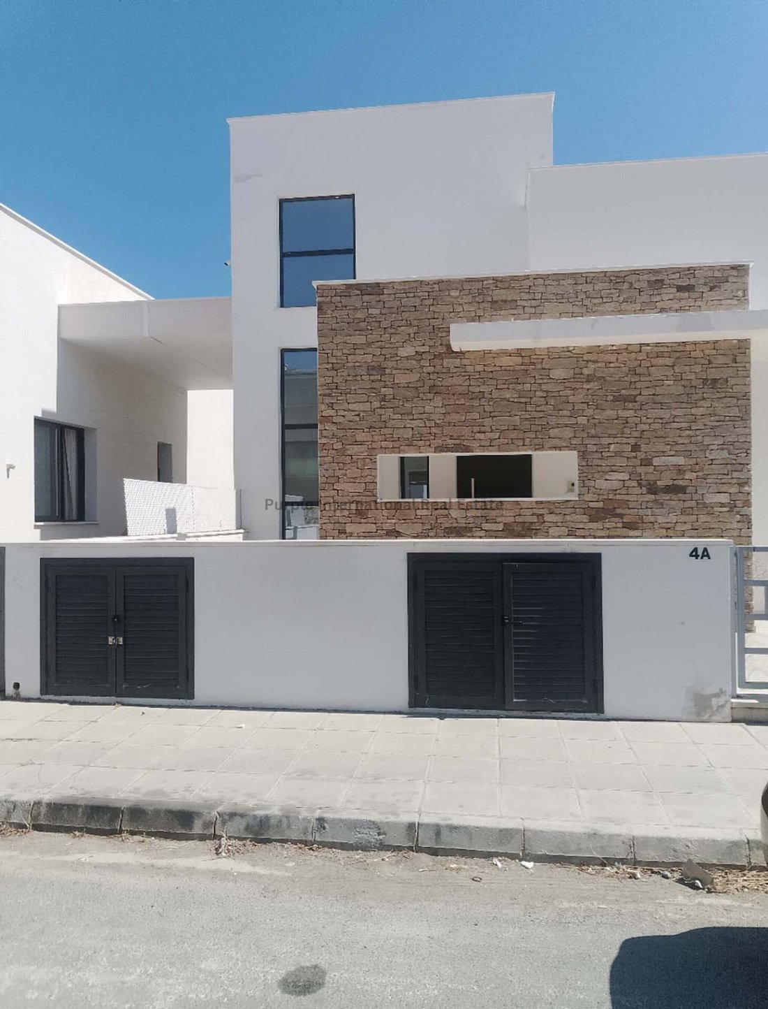 Villa in Germasogeia, Limassol, Cyprus 1 - 18211440
