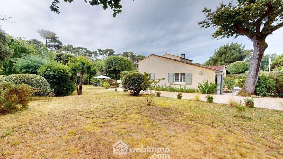 Villa in Jard-sur-Mer, Pays de la Loire, France 2 - 18213079
