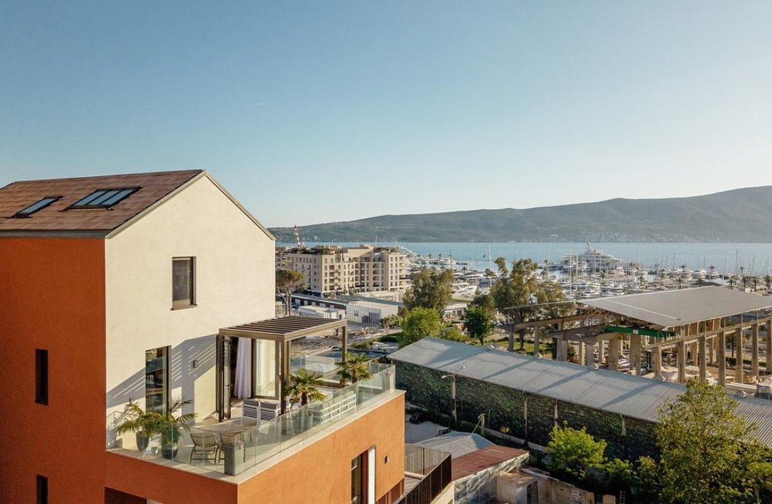 Apartment in Tivat, Tivat Municipality, Montenegro 1 - 18212100