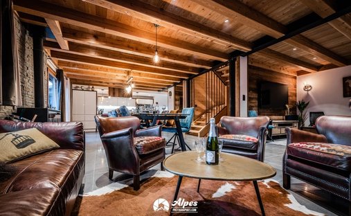 Chalet in Saint-Chaffrey, Provence-Alpes-Côte d'Azur, France 1