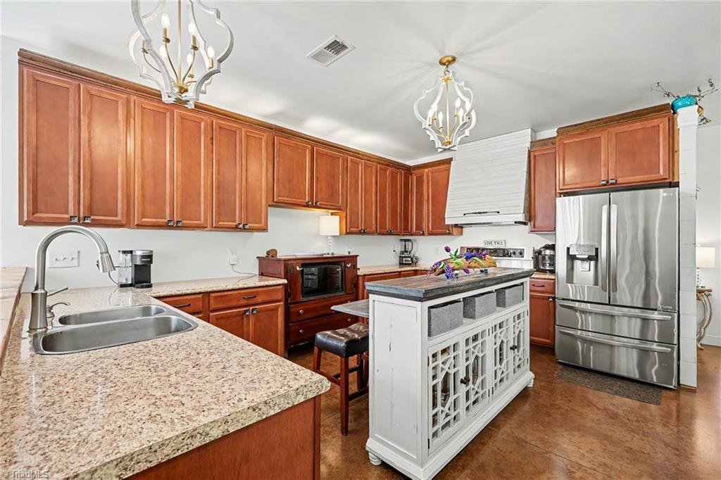 House in Greensboro, North Carolina, United States 5 - 18211003