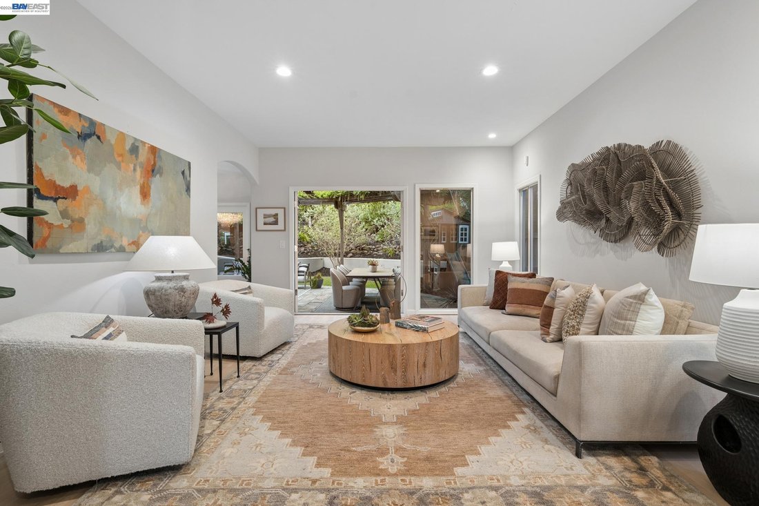 House in Oakland, California, United States 5 - 18212336