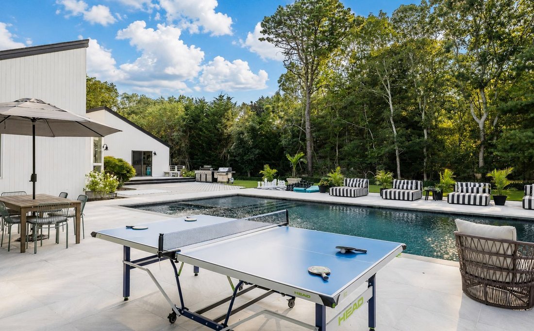 East Hampton, New York, United States 2 - 18213117