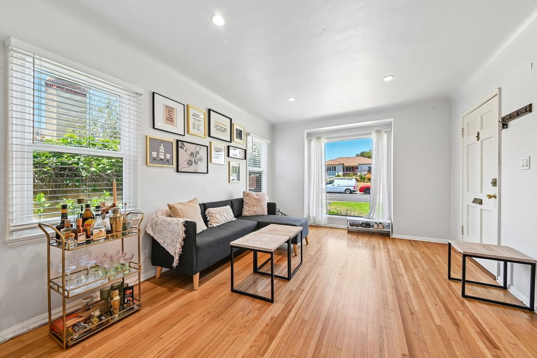 House in Los Angeles, California, United States 1 - 18213027