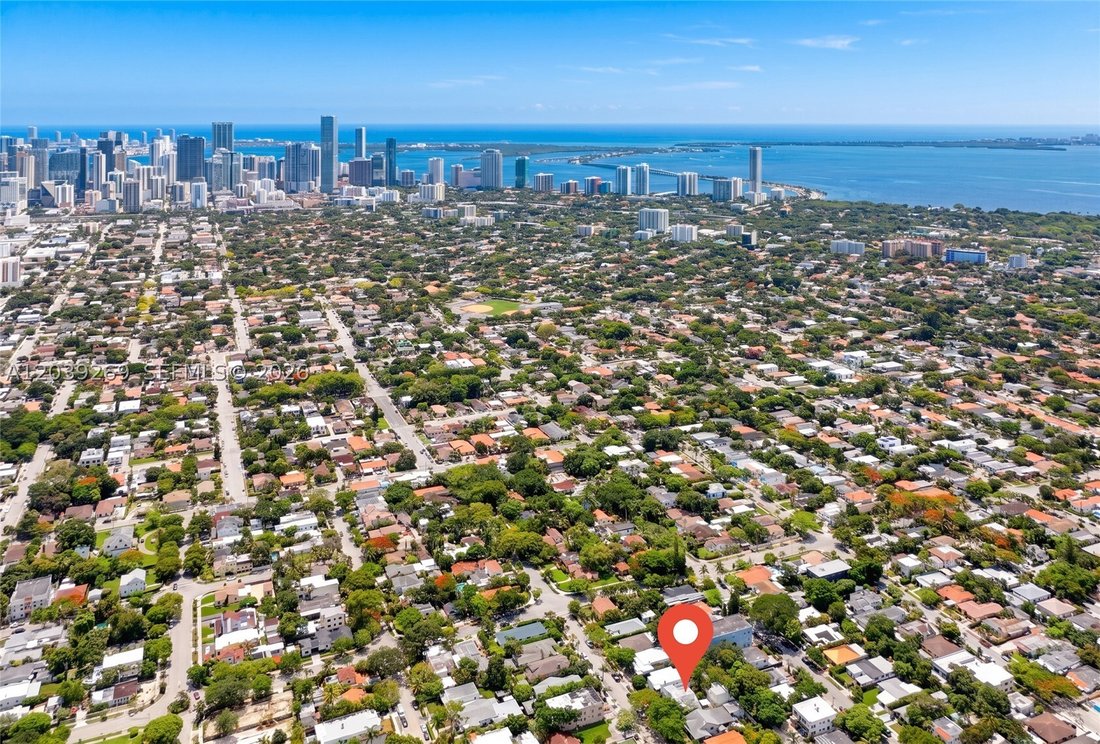 House in Miami, Florida, United States 3 - 18211130