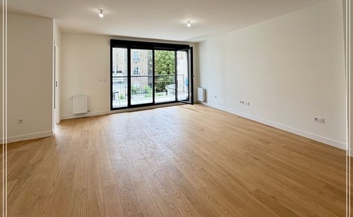Apartment in Le Plateau, Saint-Maurice, France 1