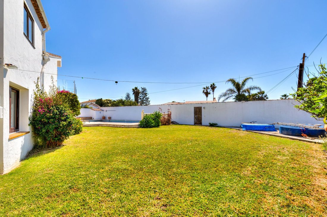 Villa in Estepona, Andalusia, Spain 3 - 18212414