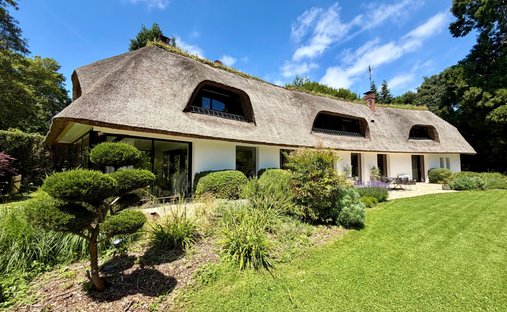 House in Le Plateau, Bihorel, France 1
