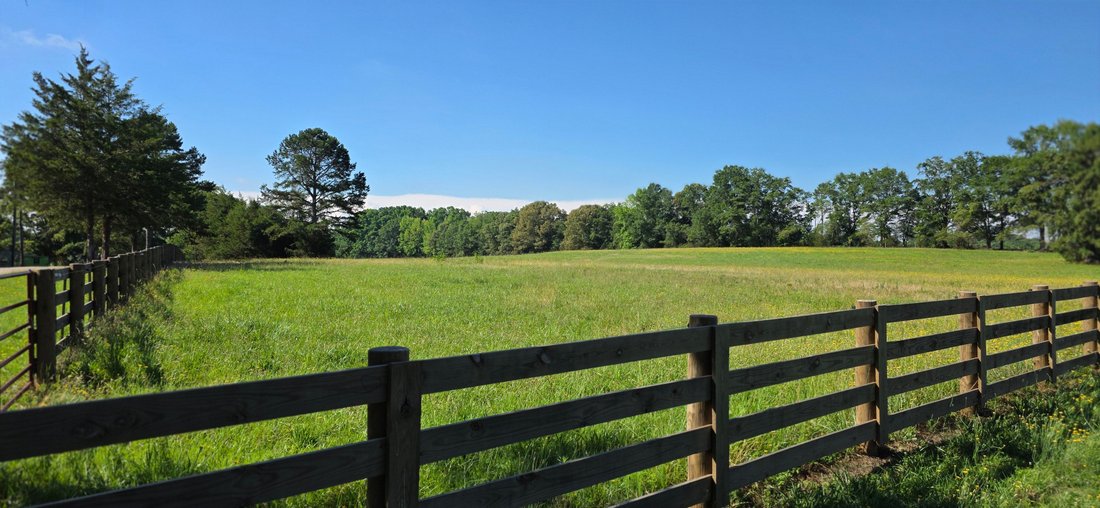 Farm Ranch in Anderson, South Carolina, United States 3 - 17570766