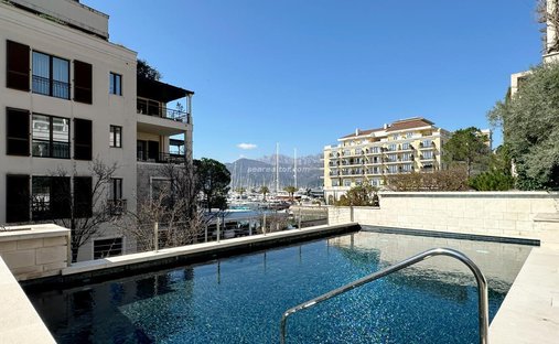 Apartment in Tivat, Tivat Municipality, Montenegro 1