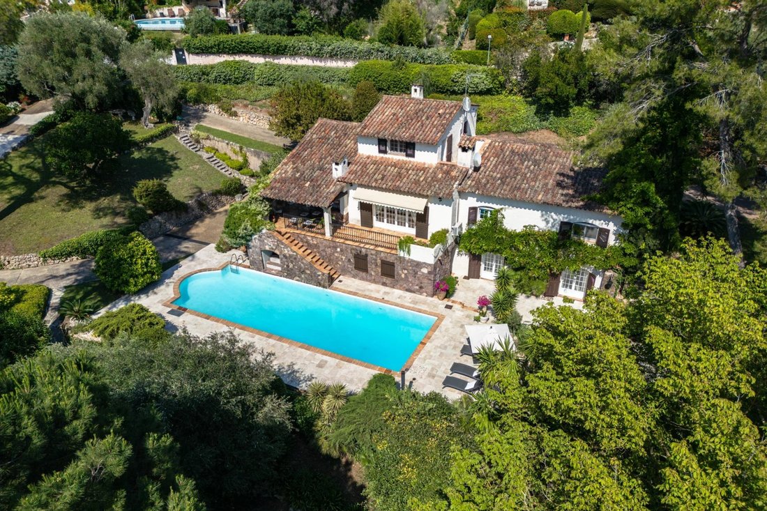 Villa in Le Grand Duc-Minelle, Mandelieu-la-Napoule, France 2 - 18167641