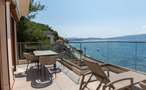 Apartment in Donja Lastva, Tivat Municipality, Montenegro 1