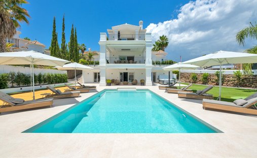 Villa in Nueva Andalucia, Marbella, Spain 1