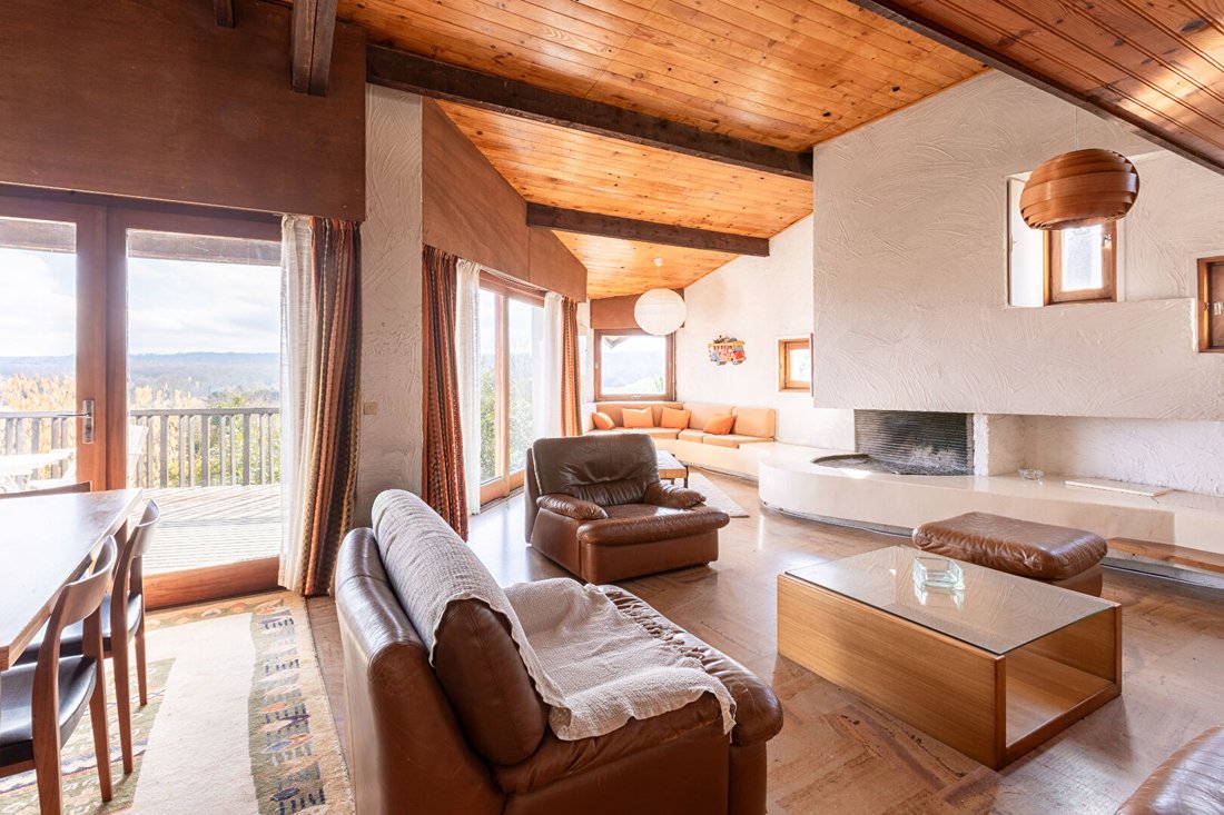 House in Sud, Chambourcy, France 3 - 18212235