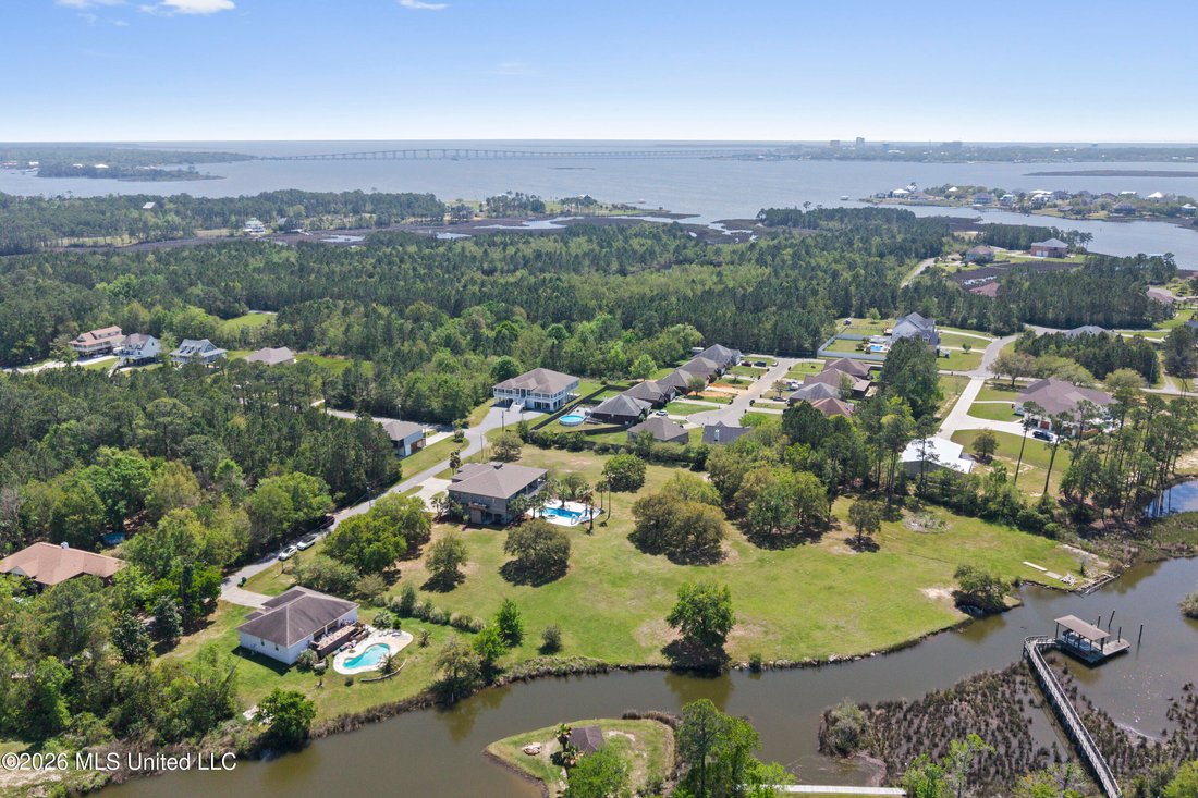 House in Biloxi, Mississippi, United States 5 - 18211143