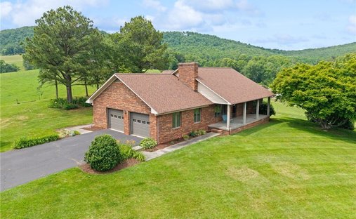 House in Crumpler, North Carolina, United States 1