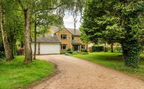 House in Oxfordshire, England 1