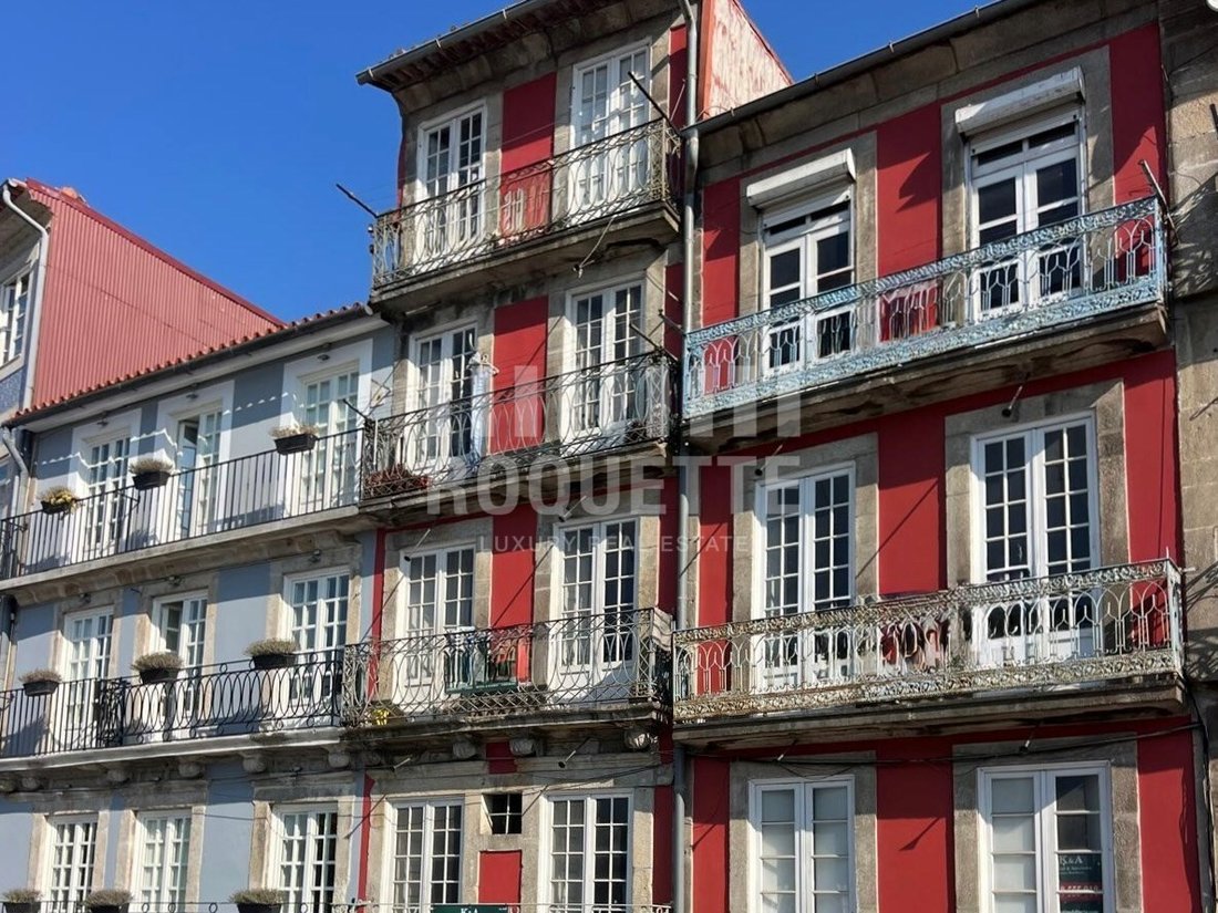 Apartment in Cedofeita, Santo Ildefonso, Se, Miragaia, Sao Nicolau e Vitoria, Porto District, Portugal 1 - 18213225