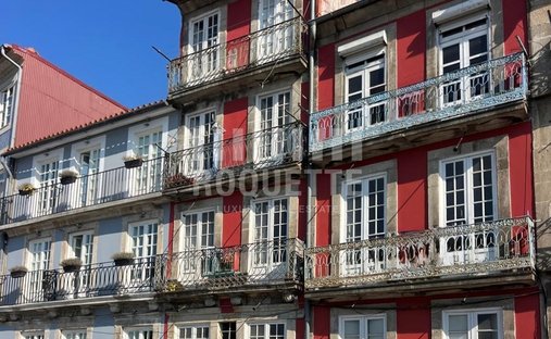 Apartment in Cedofeita, Santo Ildefonso, Se, Miragaia, Sao Nicolau e Vitoria, Porto District, Portugal 1