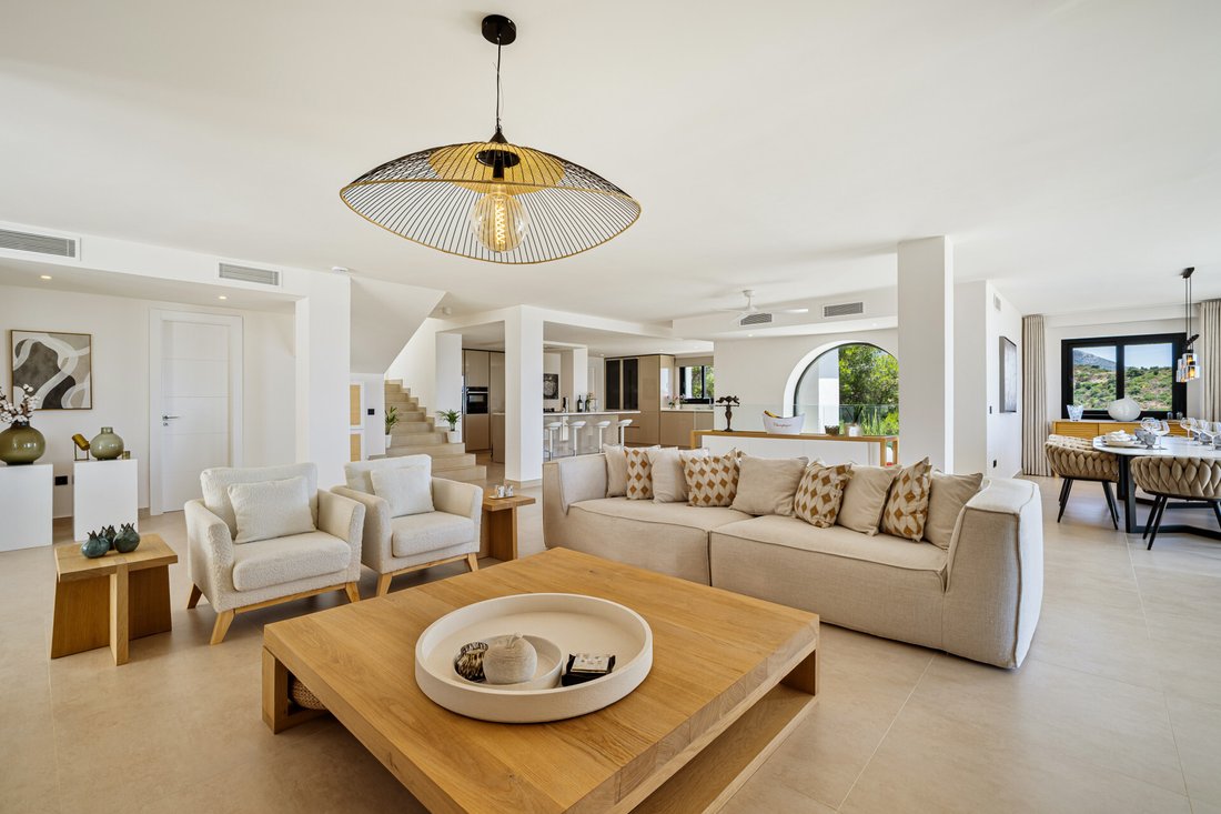 Villa in Nueva Andalucia, Marbella, Spain 5 - 18211439