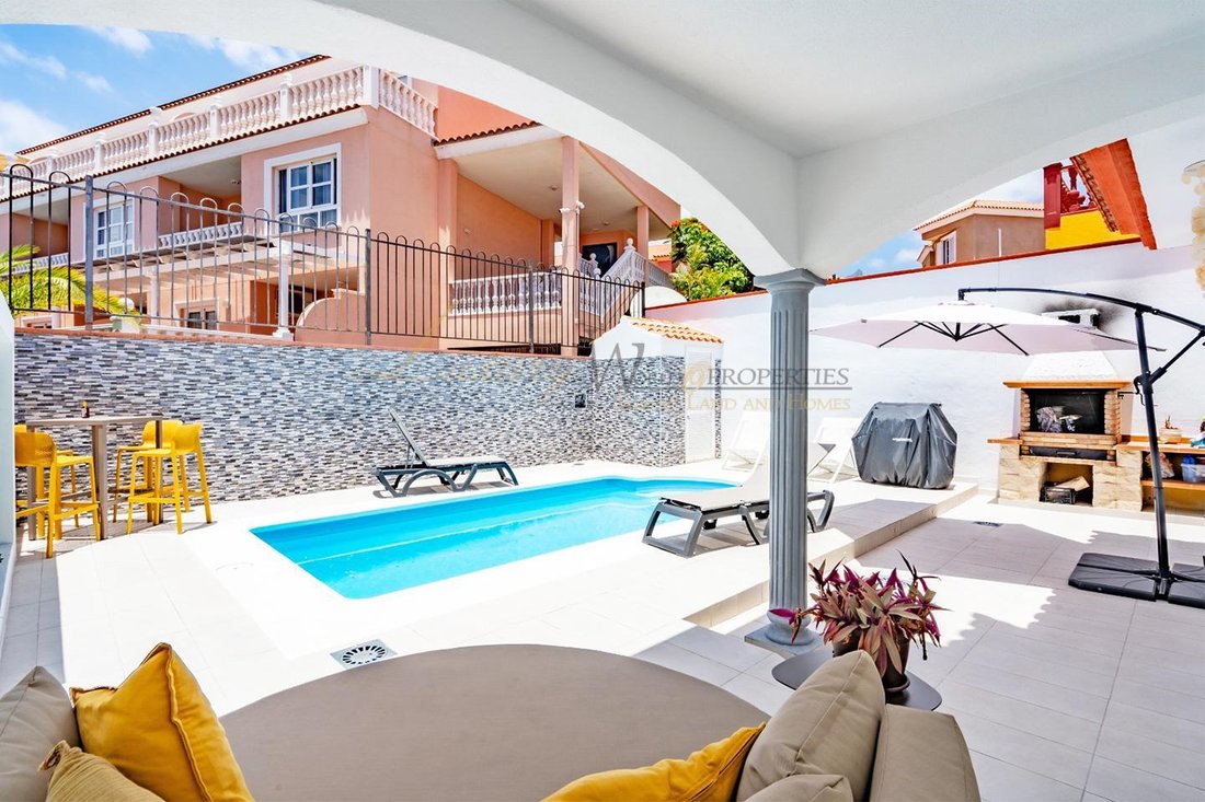 Villa in Costa Adeje, Adeje, Canary Islands 4 - 18212677