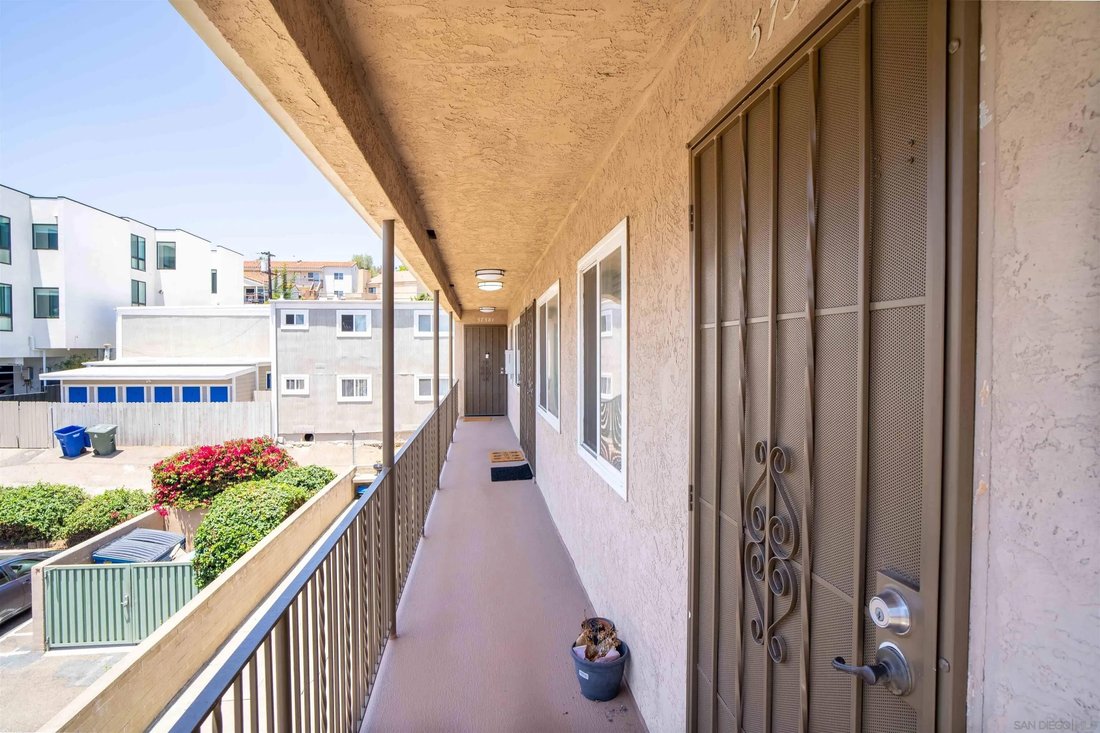 San Diego, California, United States 5 - 18211674