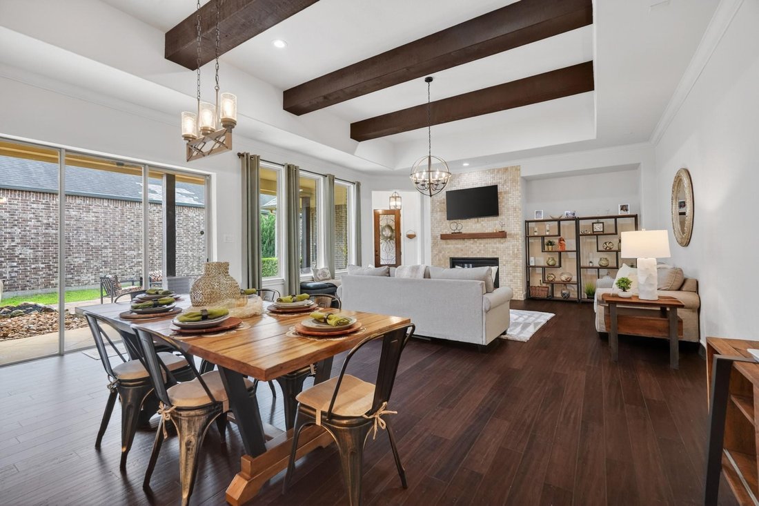 House in The Woodlands, Texas, United States 4 - 18211979