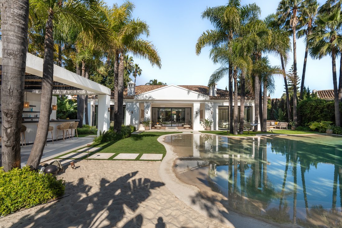 Villa in Nueva Andalucia, Marbella, Spain 1 - 18211177