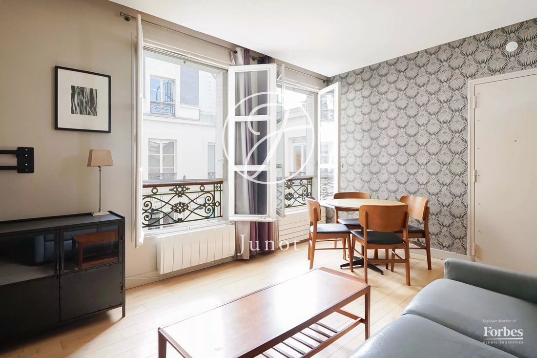 Apartment in Archives, Paris 3e Arrondissement, Paris 2 - 18211054