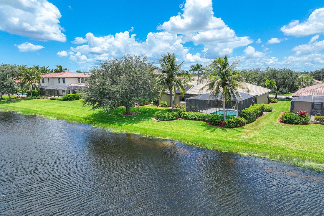 House in Naples, Florida, United States 5 - 18213002