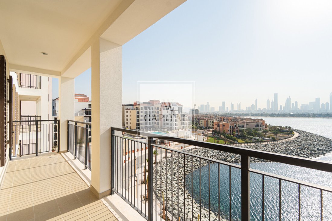 Apartment in Jumeirah, Dubai, United Arab Emirates 2 - 18199907
