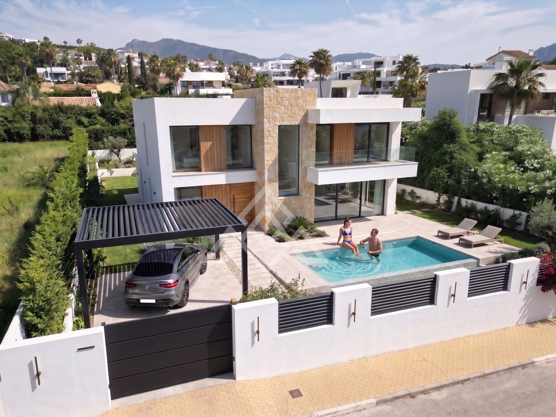 Chalet in Estepona, Andalusia, Spain 1 - 18213184