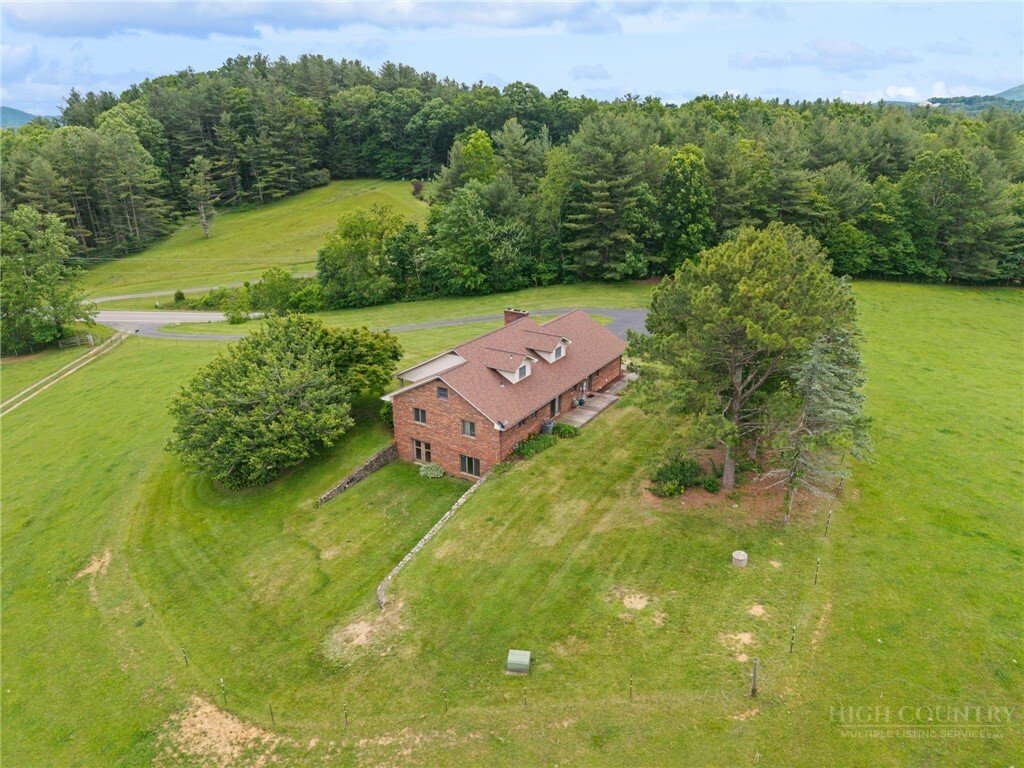 House in Crumpler, North Carolina, United States 3 - 18210947