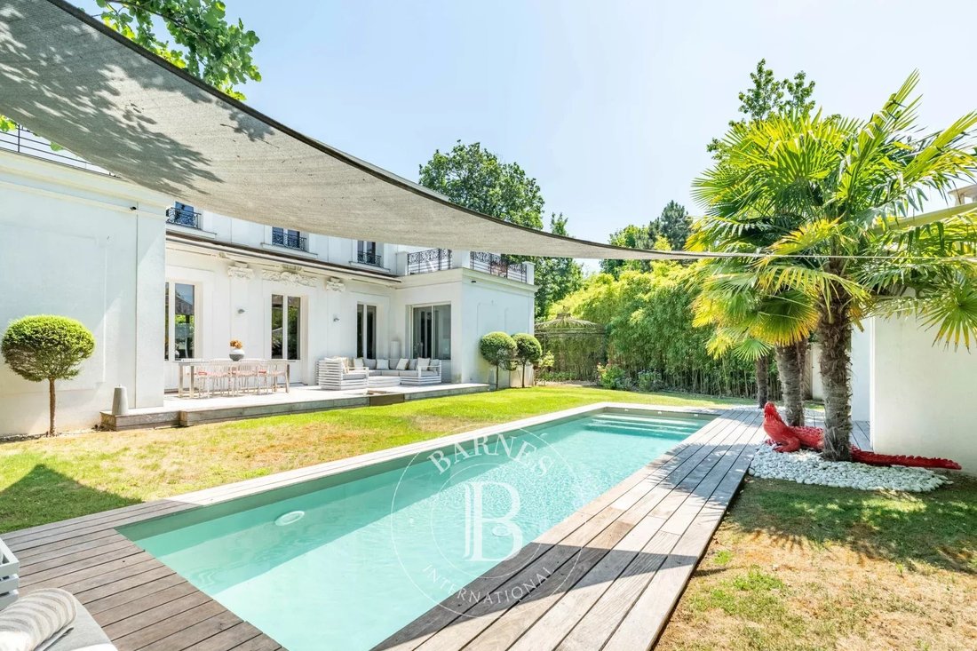 Domaine à Chatou, Île-de-France, France 1 - 17560912