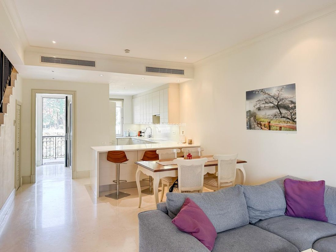 Apartment in Tivat, Tivat Municipality, Montenegro 4 - 18212026