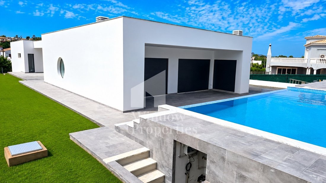 House in Faro (Se e Sao Pedro), Algarve, Portugal 1 - 18213694