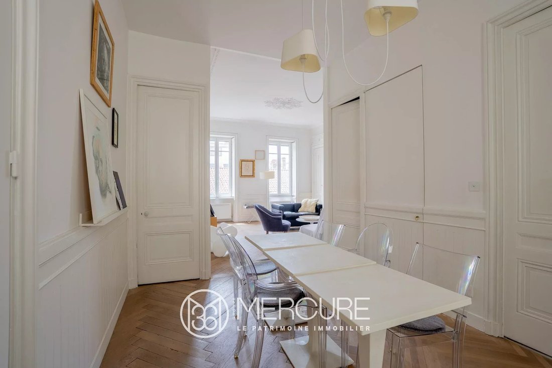 Apartment in Cordeliers-Célestins-Bourse, Lyon 2e Arrondissement, Lyon 4 - 18212859