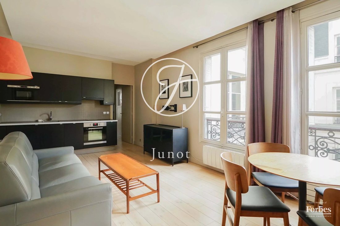 Apartment in Archives, Paris 3e Arrondissement, Paris 3 - 18211054