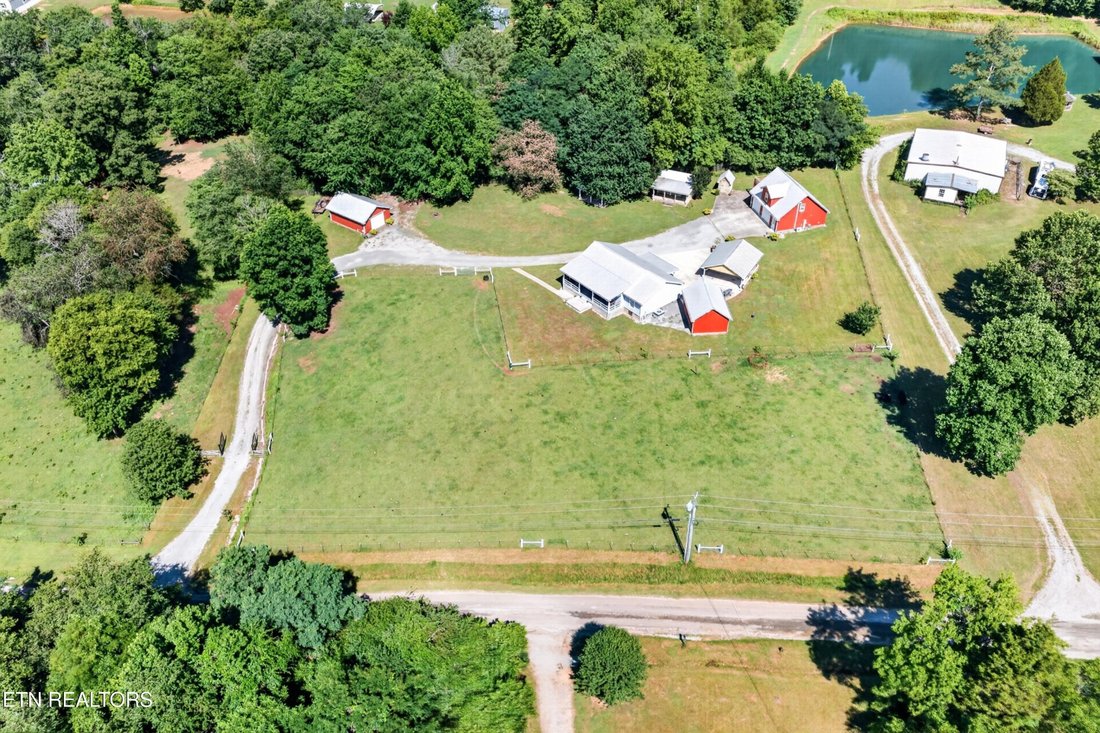 House in Pikeville, Tennessee, United States 1 - 18211784
