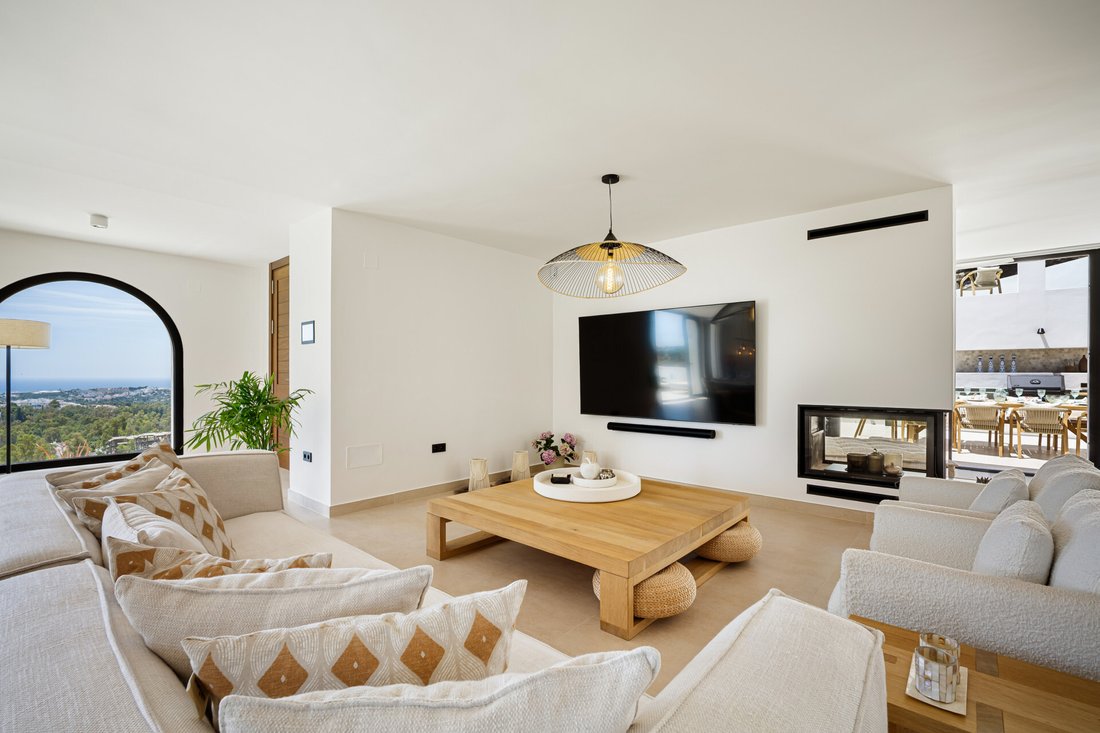 Villa in Nueva Andalucia, Marbella, Spain 4 - 18211439