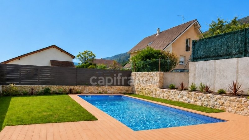 Casa a Crozet, Auvergne-Rodano-Alpi, Francia 2 - 18213200