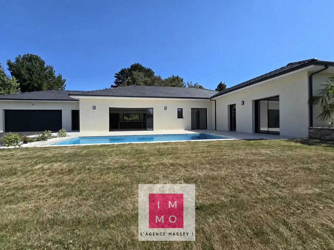 House in Bours, Occitania, France 2 - 18213026