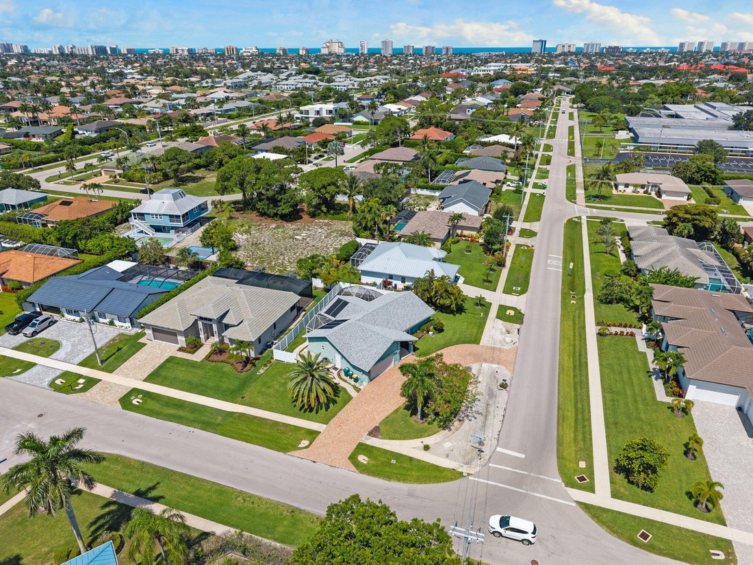 House in Marco Island, Florida, United States 5 - 18211199