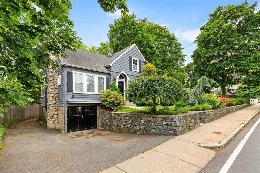 House in Reading, Massachusetts, United States 2 - 18212563