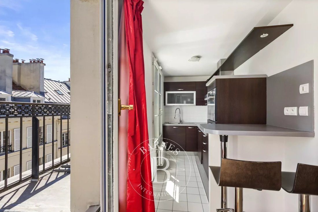 Apartment in Elysées-Madeleine, Paris 8e Arrondissement, Paris 5 - 18212830