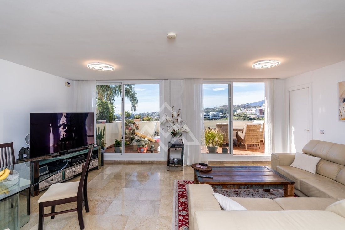 Apartment in Benahavis, Andalusia, Spain 2 - 18213193