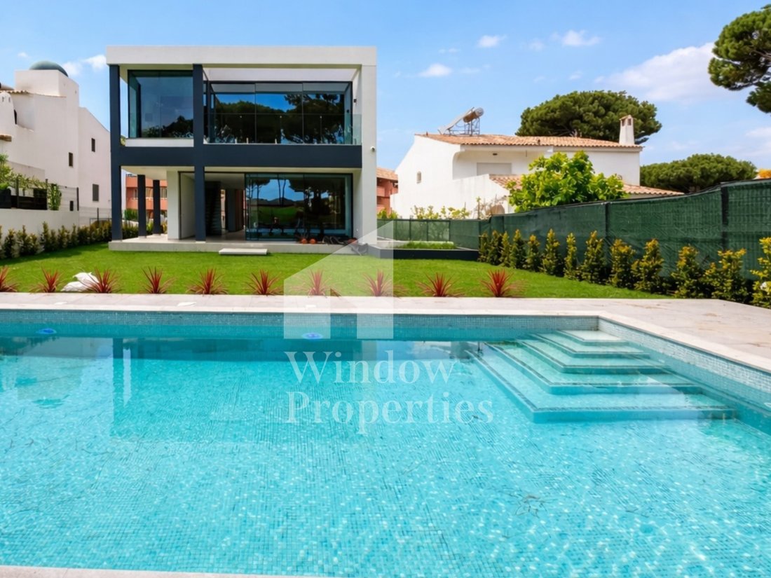 House in Quarteira, Algarve, Portugal 1 - 18213416