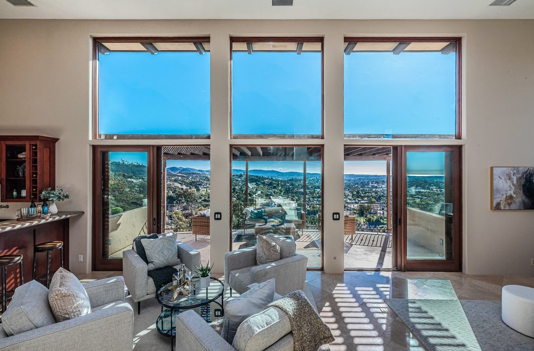 House in Vista, California, United States 1 - 18212910