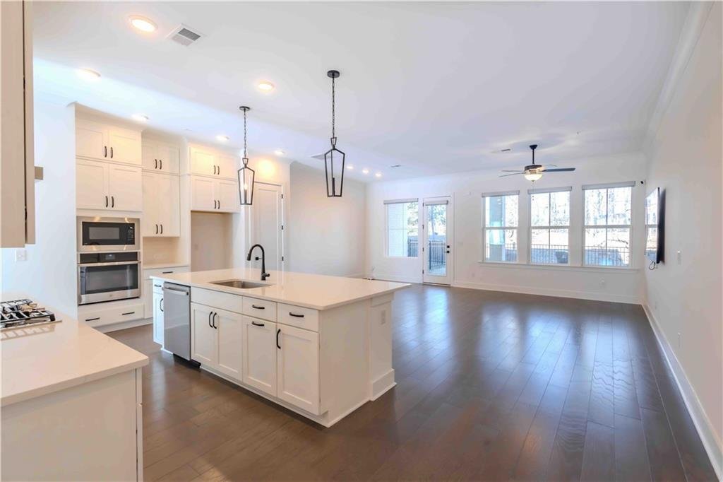 Townhouse in Roswell, Georgia, United States 4 - 18211809